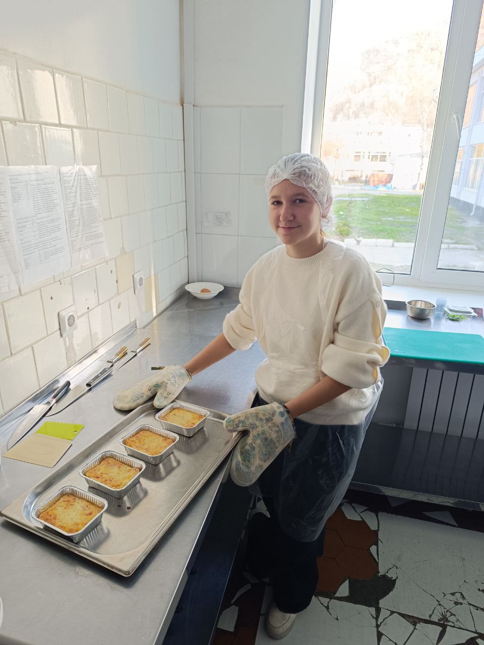 photo_5460741615250440652_y